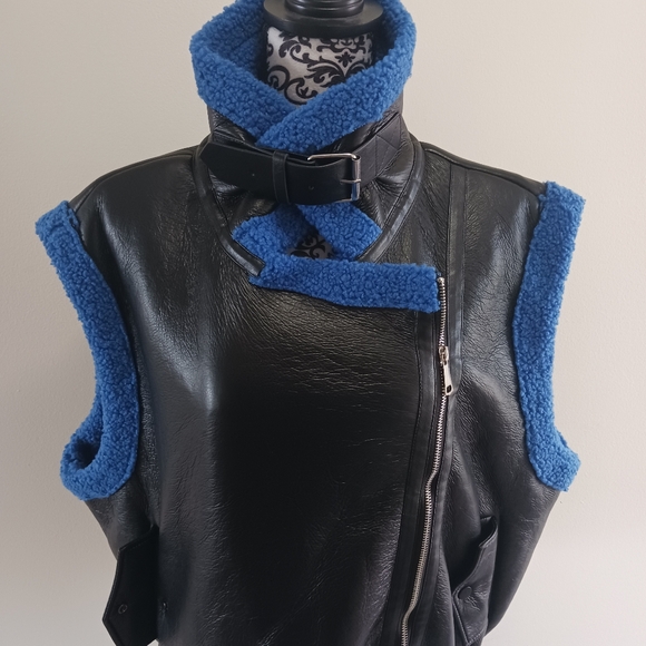 Storets - Picture 3 of 11